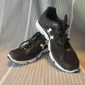 Womans Under Armor running shoes